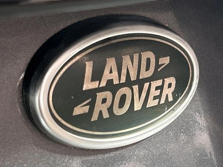 2018-Land-Rover-Discovery-30-TD6-SE_11