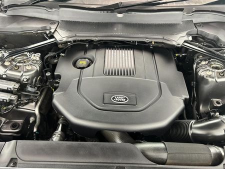 2018-Land-Rover-Discovery-30-TD6-SE_13