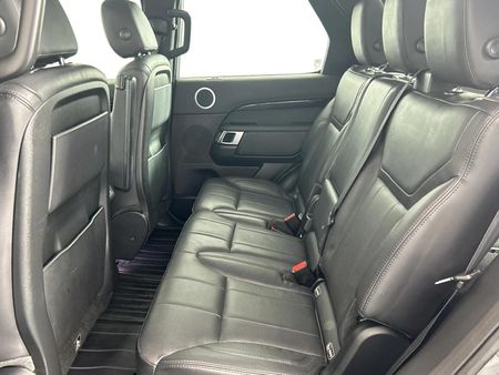 2018-Land-Rover-Discovery-30-TD6-SE_3