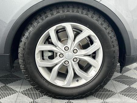 2018-Land-Rover-Discovery-30-TD6-SE_5