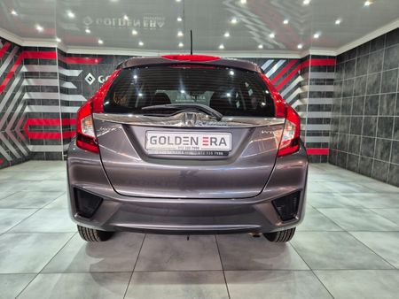 2019-Honda-Jazz-15-Elegance-Auto_4