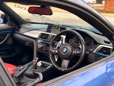2014-BMW-4-Series-435i-Coupe-M-Sport_17