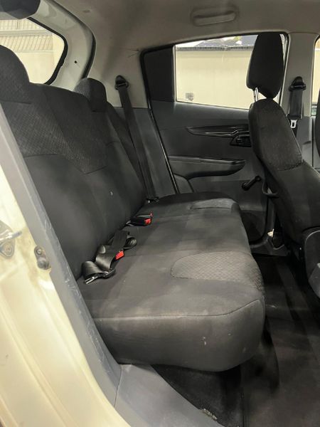 2019-Mahindra-KUV-100-12-K2-NXT_11