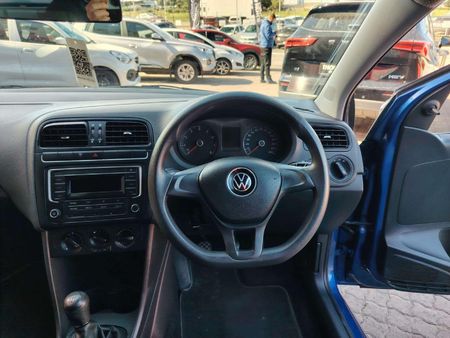 2022-Volkswagen-Polo-Vivo-14-Trendline-5-dr_11