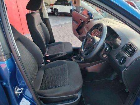2022-Volkswagen-Polo-Vivo-14-Trendline-5-dr_12