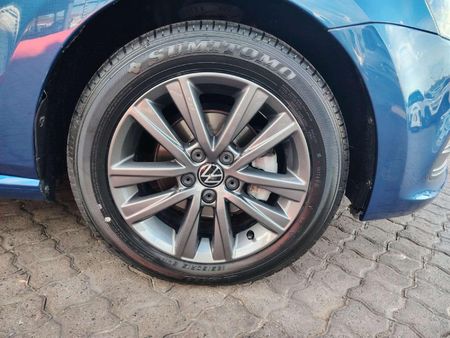 2022-Volkswagen-Polo-Vivo-14-Trendline-5-dr_15