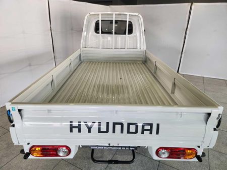 2026-Hyundai-H100-Bakkie-26D-Dropside_9