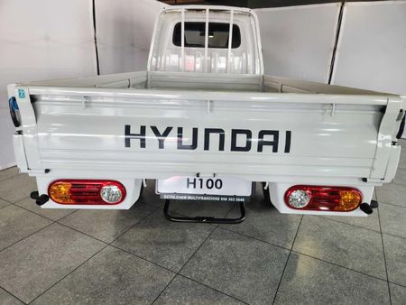 2026-Hyundai-H100-Bakkie-26D-Dropside_10