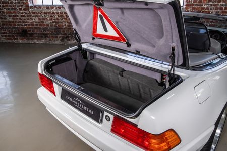 1995-Mercedes-Benz-SL-320-Auto_17