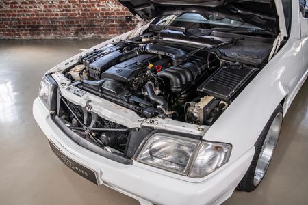 1995-Mercedes-Benz-SL-320-Auto_18