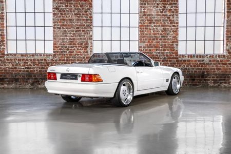 1995-Mercedes-Benz-SL-320-Auto_3
