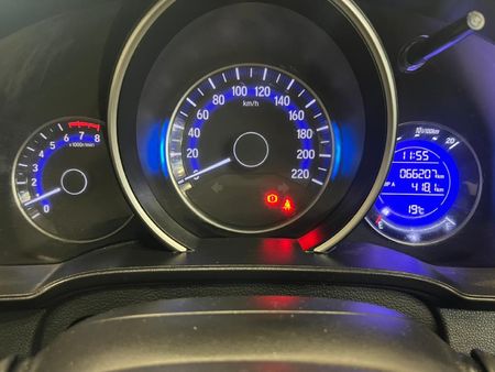 2023-Honda-WR-V-12-Comfort_10