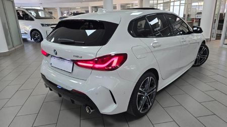 2021-BMW-1-Series-118d-5-dr-M-Sport-Auto_5