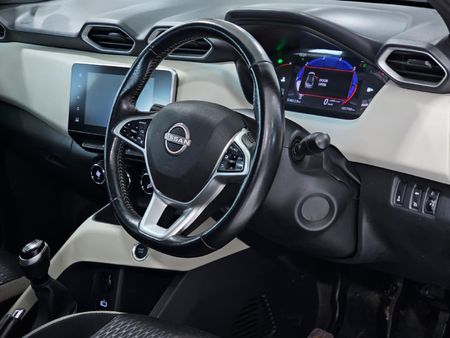 2022-Nissan-Magnite-10T-Acenta_16