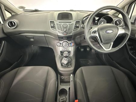 2017-Ford-Fiesta-10-EcoBoost-Trend-5-dr_1