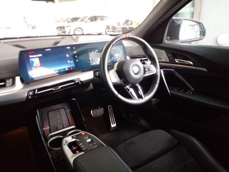 2024-BMW-X2-xDrive-M35i-M-Sport-Pro_10