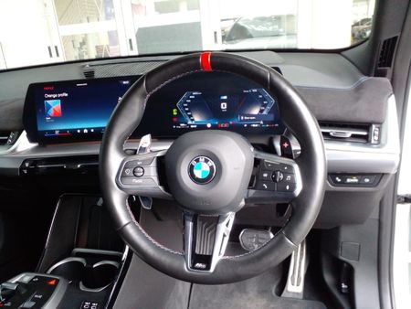 2024-BMW-X2-xDrive-M35i-M-Sport-Pro_17