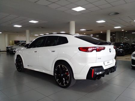2024-BMW-X2-xDrive-M35i-M-Sport-Pro_8