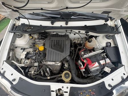 2023-Nissan-NP200-16-AC-Safety-Pack_11