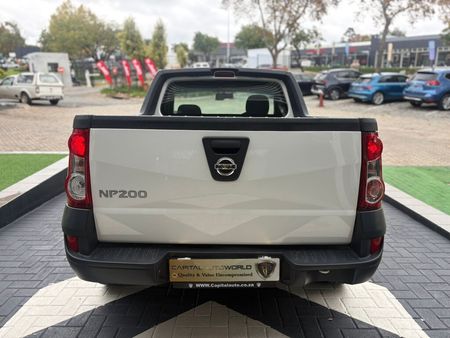 2023-Nissan-NP200-16-AC-Safety-Pack_3