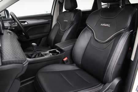 2023-Haval-Jolion-15T-Luxury_8