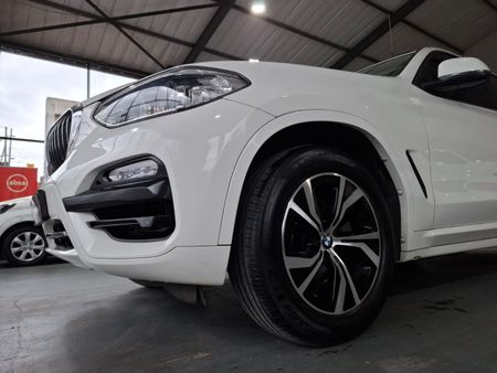 2018-BMW-X3-xDrive20d_30