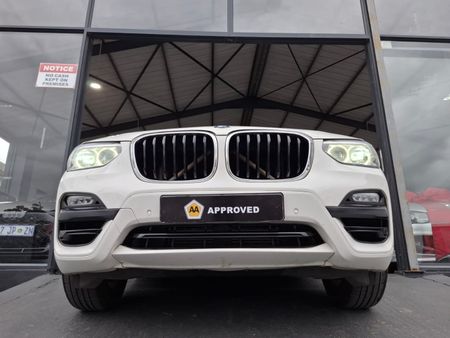 2018-BMW-X3-xDrive20d_38