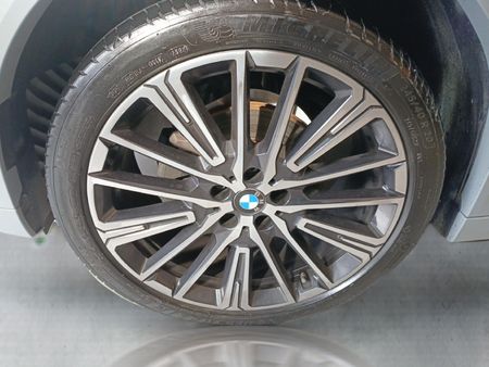 2025-BMW-X2-sDrive-18i-M-Sport_16