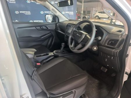 2026-Isuzu-D-Max-19-DDI-HR-L-Auto-Double-Cab_12