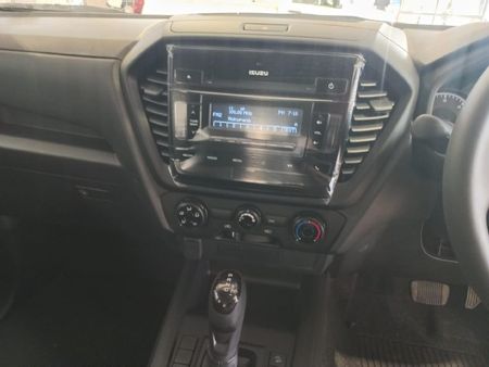 2026-Isuzu-D-Max-19-DDI-HR-L-Auto-Double-Cab_18