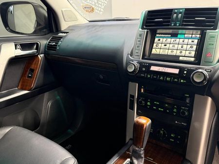 2011-Toyota-Land-Cruiser-Prado-40-V6-VX-Auto_12
