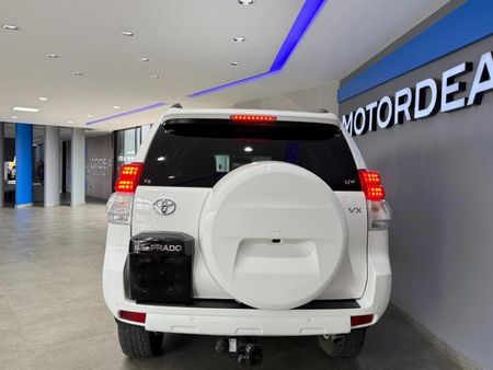 2011-Toyota-Land-Cruiser-Prado-40-V6-VX-Auto_21