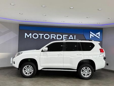 2011-Toyota-Land-Cruiser-Prado-40-V6-VX-Auto_22