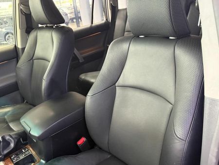 2011-Toyota-Land-Cruiser-Prado-40-V6-VX-Auto_4