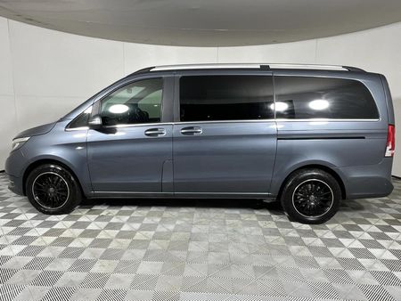 2016-Mercedes-Benz-V-Class-V-250-Bluetec-Avantgarde-Auto_14