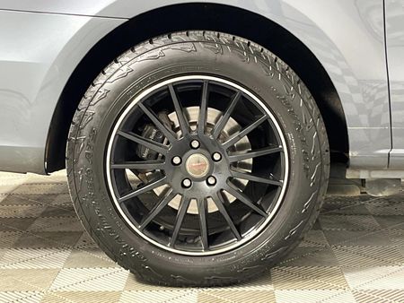 2016-Mercedes-Benz-V-Class-V-250-Bluetec-Avantgarde-Auto_5