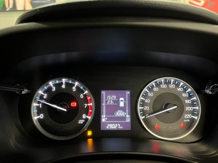 2025-Toyota-Starlet-Cross-15XS_10