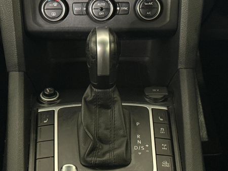 2020-Volkswagen-Amarok-30-TDI-Highline-190kW-4Motion-Auto-Double-Cab_10