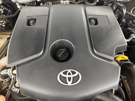 2023-Toyota-Hilux-24-GD-6-Raised-Body-SR-Single-Cab_9