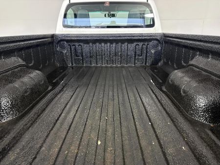 2023-Toyota-Hilux-24-GD-6-Raised-Body-SR-Single-Cab_8
