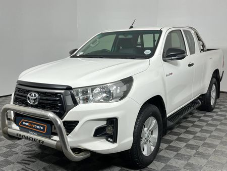 2020-Toyota-Hilux-24-GD-6-Raised-Body-SRX-Extended-Cab_0