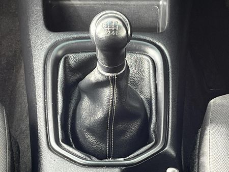2020-Toyota-Hilux-24-GD-6-Raised-Body-SRX-Extended-Cab_9