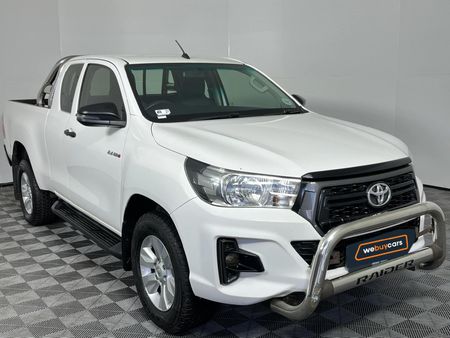 2020-Toyota-Hilux-24-GD-6-Raised-Body-SRX-Extended-Cab_15