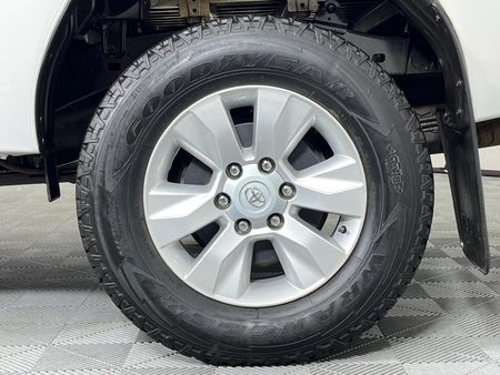 2020-Toyota-Hilux-24-GD-6-Raised-Body-SRX-Extended-Cab_5