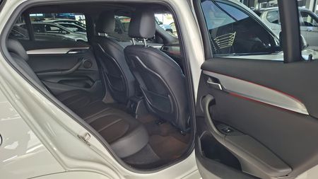 2024-BMW-X2-sDrive-18i-M-Sport_10