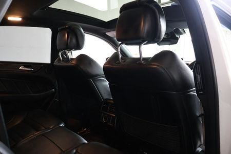 2017-Mercedes-AMG-GLE-63-S-AMG-Coupe_13