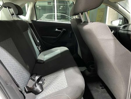 2025-Volkswagen-Polo-Vivo-16-Life_9