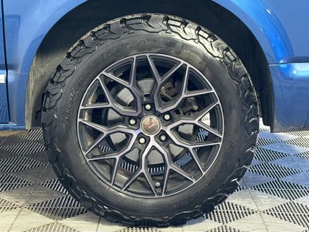 2015-Volkswagen-Caravelle-T5-20-BiTDI-Auto-4Motion_6
