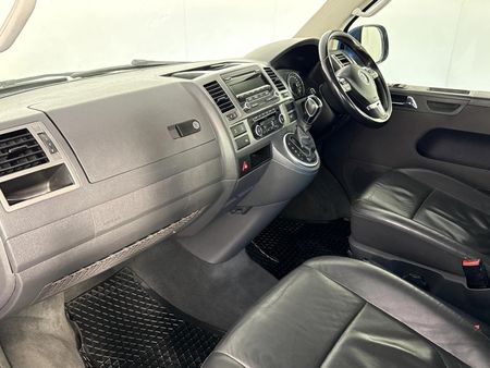 2015-Volkswagen-Caravelle-T5-20-BiTDI-Auto-4Motion_8
