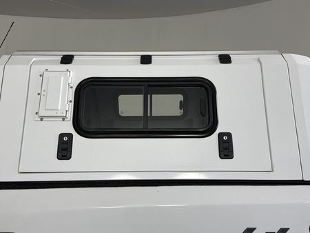 2017-Nissan-Navara-23D-LE-4x4-Auto-Double-Cab_14